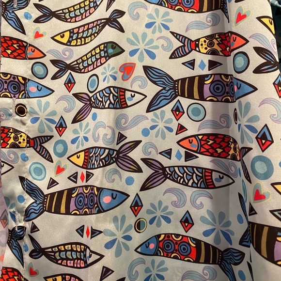 NWOT Misslook Fish Print Button Up - Picture 3 of 4